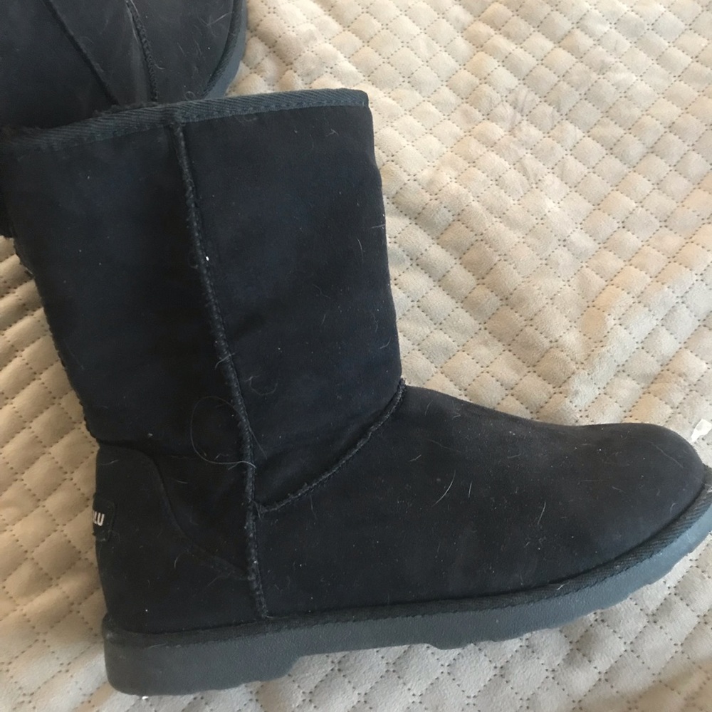 Women’s size 9 winter boots